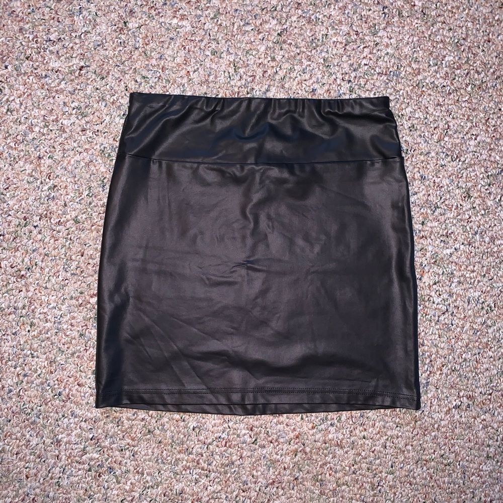 Arden B. Mini Pleather Skirt